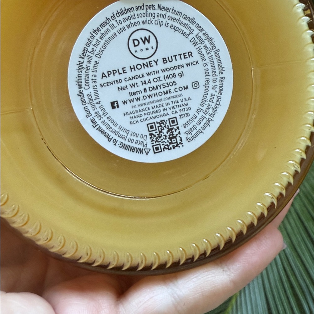 Apple Honey Butter Scented Candle - Picture 6 of 12